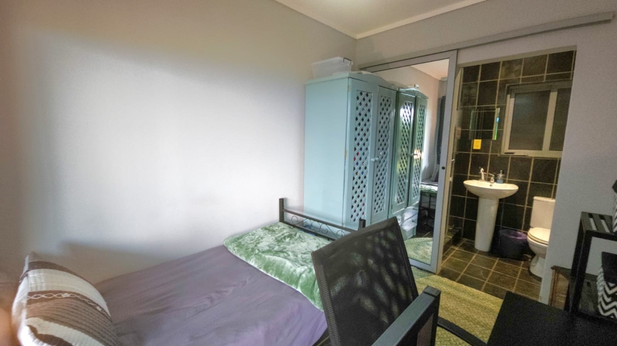 6 Bedroom Property for Sale in Kosmos Ridge North West